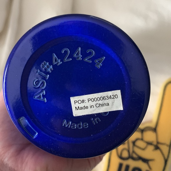 🆕 UCI water bottle and foam finger - Picture 4 of 4